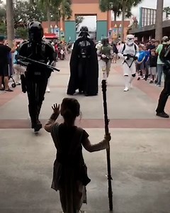 The Force is strong with this one! ✋ | LADbible