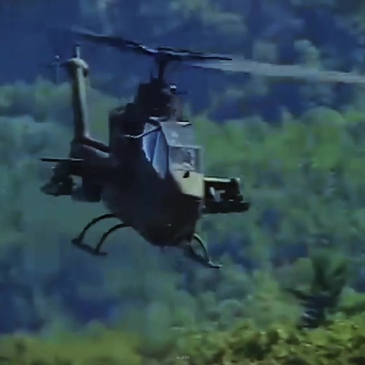 First heli edit🚁 #aviation #helicopter #edit #ah1 #fyp #viral @AC_YYZ🎃🪔 @SKAUS @lucasumm @Nat The Drifter