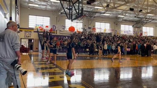 We 💜 noon games! Champion and Brookfield set to play in front of a PACKED gym! | YSN