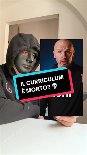 Il paradosso del Curriculum: non piace a nessuno ed è pieno di Founder, CEO o presunti guru che sottolineano come sia inutile e non comunichi le vere potenzialità dei candidati. Ora però l’altro aspetto: conosci anche solo 1 azienda dove poter candidarti in un altro modo? Senza doverlo per forza mandare? Esistono…alternative?! 🤷‍♀️ #colloquiodilavoro #jobsearchtips #curriculumtips #curriculum #CapCut