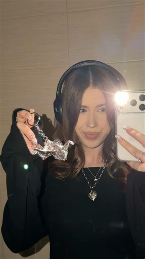 DIY Silver ORIGAMI Crane KEYCHAIN Easy AND Cute CRAFT Idea