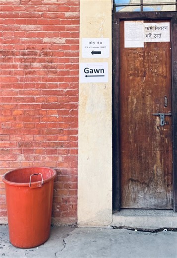 TU Buspark. An incorrect graduation gown sticker at TU shows a shocking lack of basic awareness. It’s shameful for a university of this scale. #tribhuwanuniversity #TU #educationofnepal #fyp #tuconvocation