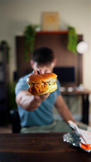 $5 Chicken Sandwich in California VS Middle East. #foodie #foodreview #review #foodtok #food