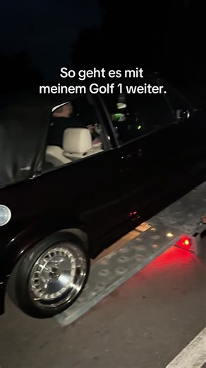 Einmal kurz die Weber-Doppelvergaser hören… und die Saison endet auf dem Trailer 😐 Wie geht es weiter?? #kulturgut #golf1 #webervergaser #vergaserpower #golf1cabrio