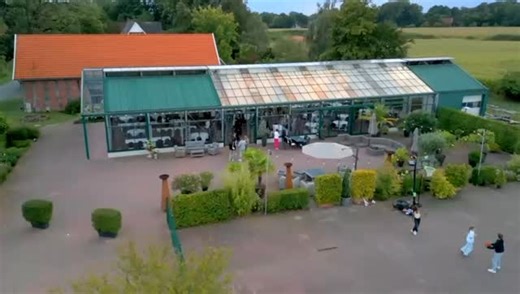 2.3K views · 27 reactions | Letzte Woche haben wir unseren Sponsorenauftakt zur neuen Saison gefeiert  Wir blicken dankbar auf die Unterstützung unserer Partner und freuen uns auf eine spannende und erfolgreiche Spielzeit gemeinsam mit euch!  | Artland Dragons | Facebook