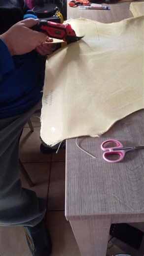 AliExpress electrical scissors cutting 8 layers Kevlar K129 Tungsten cutting blade