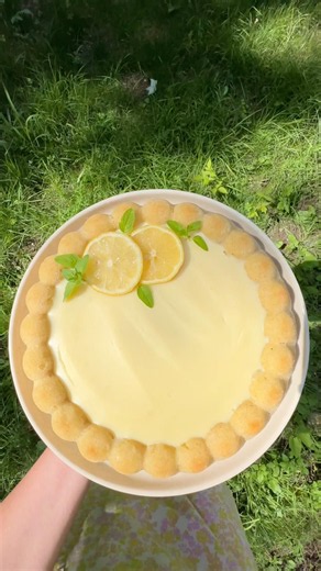 Vegan Lemon Semolina Cake ☀️🌱 #veganrecipe #easyrecipe #plantbasedrecipe