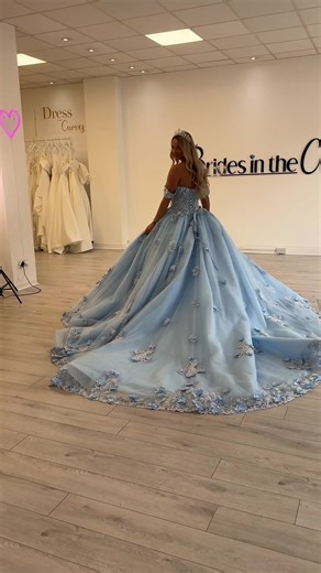 Stunning Blue Wedding Dress Ideas for Your Dream Day