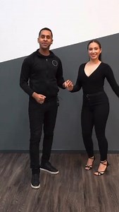 Bachata Lateral Basic- from our “Minute Moves” series on YouTube. If you want to learn more quick moves in 5 minutes or less check out our “Minute Moves” series on YouTube 🤗🙌🏼 #bachata #bachatadancing #dancebachata #dancetutorial #bachatatutorial | Bachata Dance Academy