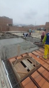 Proceso de techado. Aprovecha nuestra campaña para techar tu casa en 8 dias incluye : *todo el trabajo de fierros supervisado por un ingeniero civil *todo el fierros usados es aceros arequipa y sider perù *todas las tuberias de luz son pavco *incluye todo el encofrado con madera *incluye ladrillos piramide *el llenado es con mixer y con concreto premezclado calidad 210. *incluye la limpieza interna y externa *incluye el sistema de regleado (2 regleros experimentados) *incluye sistema de vibrado.
