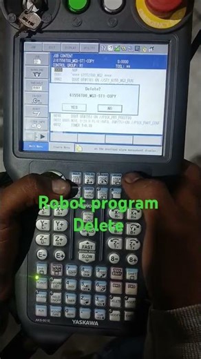 Robot program delete