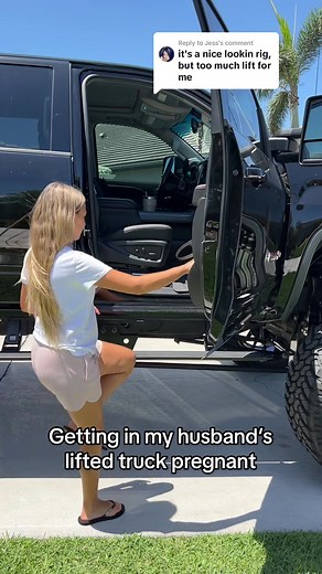 Replying to @Jess stay flexible 🤰should I do this to 40 weeks? 👀 #pregnancy #liftedtruck #momsoftiktok #momtok