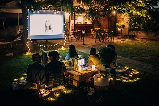 Build Your Own Drive-In Theater With The Best Outdoor Movie Screens