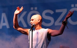 Meghalt Cipő, a Republic együttes énekese