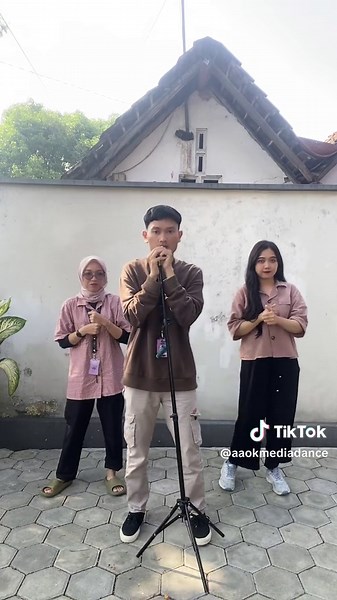 Inki pinki ponki dance vocal oleh drey #inkipinkiponki #dance #tiktokdance #dancechallenge #fuji