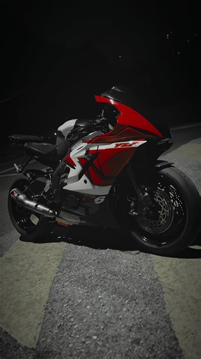 Yamaha R6 Review: Unleashing the Sportsbike Power