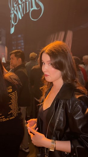 Kris & Nelie | concerts & events Toronto | and here we are again ⠀⠀ ⠀⠀ ⠀⠀ ⠀⠀ ⠀⠀ ⠀⠀ ⠀⠀ ⠀⠀ ⠀⠀ ⠀⠀ #concerts #concertseason #concertoutfit #concertgoer #concertbesties #livemusic... | Instagram