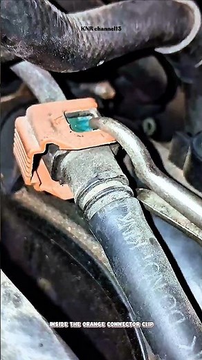 How to Disconnect a Fuel Line Quick Release Coupling#shorts #satisfying #mechanic #technique #repair
