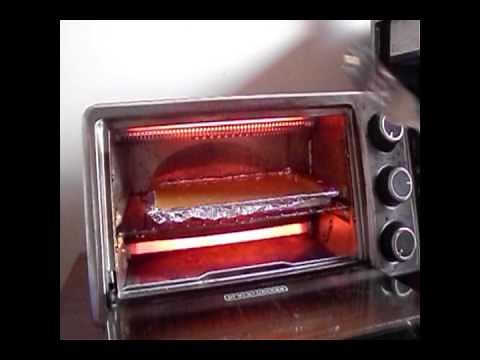 Cooking eggs in a toaster oven