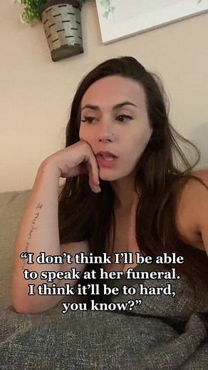 Writing a Heartfelt Eulogy for Mom