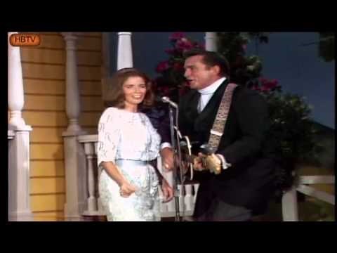 Johnny Cash June Carter live on stage 1968