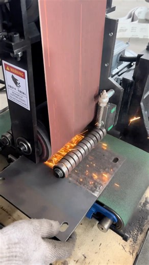 #beltgrinder #pipelining #grindygrind #Band Mill#Metal grinders