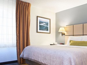 Extended Stay Apartments in San Antonio | Siegel Select | No Lease