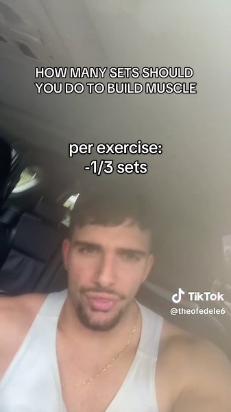 how many sets to build muscle 🤝 #fyp #foryou #gym #gymtok #set #exercise
