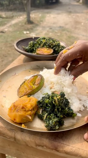 রাই শাক ভাজা, বেগুন ভাজা, আলু ভর্তা #begunvaja #aaluvorta #raishakvaja #cookingreels #archa