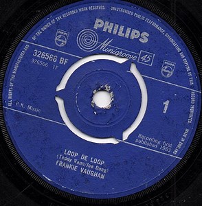 Frankie Vaughan - Loop De Loop
