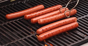 How to cook or grill a hot dog perfectly every time