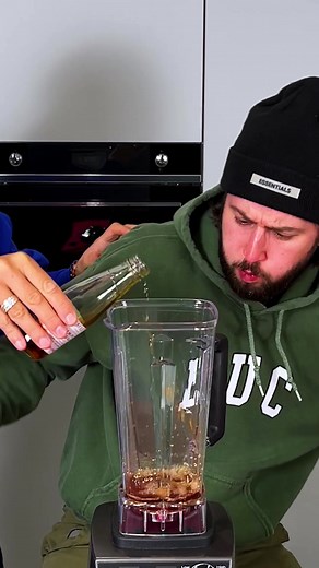 Blender Bottle Mystery Item Challenge with Woody and Kleiny