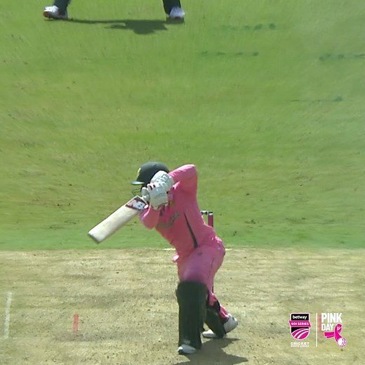 🏏 #Proteas captain Temba Bavuma played the perfect anchor role on his way to 92 in the #BetwayPinkODI 🎥 Match highlights https://bit.ly/3dDJz8e #SAvPAK #BetwayODISeries #SeeUsOnThePitch Betway South Africa | Cricket South Africa