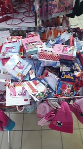 22K views · 374 reactions |  RAGAZZE SIAMO APERTI TUTTO IL MESE DAL LUNEDÌ AL LUNEDÌ DALLE 9 ALLE 19 ORARIO CONTINUATO TUTTO IL MESE DI DICEMBRE CON TUTTI I GIORNI SEMPRE OFFERTE CI TROVIAMO A LATINA IN VIA ALBANESE 56 DENTRO IL CANCELLO DOVE CE ANCHE SDA CORRIERE ESPRESS ‍♀️‍♀️ | Luigi Murciano Biancheria | Facebook