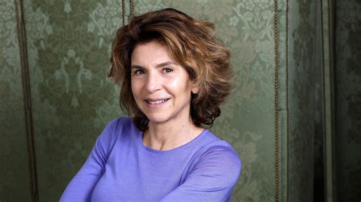 Anne Nivat sculpturale en robe noire à New-York : elle sort le grand jeu pour un prestigieux dîner