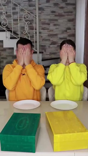 Magic box challenge Which burger is better #reels by Tsuriki Show | Lit Street Wear