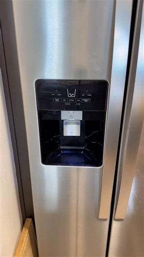 DID YOU KNOW YOU CAN USE IT ON STAINLESS STEEL 😳 #clorox #scentiva #cloroxscentiva #stainless #stainlesssteel #themoreyouknow #lifehack #CleanTok #organize #cleanhousecheck #fypシ #foryou #foryoupage #fy #mom #sahm #cleargenius # | Cleantok Cary