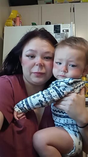 he's trying to grab my papers I have on my table#son#minime 🥰🥰🫢