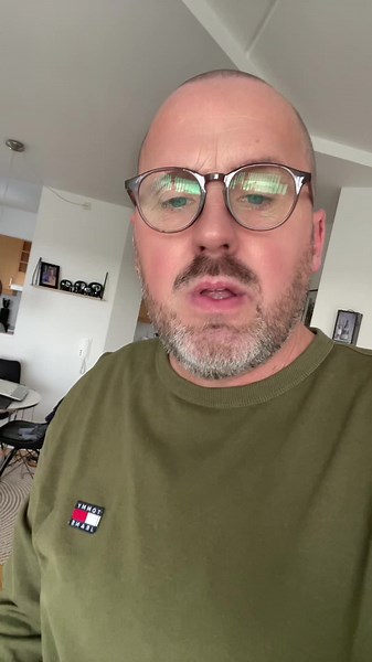 Min blinde nabo: Humor og sjove jokes