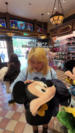 Mình đã mua gì ở Disneyland Thượng Hải?