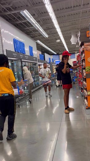 Chain prank gone wrong 😂😳 #viral #funny #prank | Jose Fade