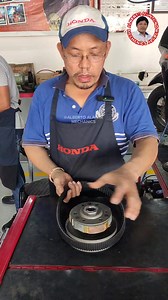 203K views · 2.8K reactions | The legit belt installation @all scooter #tutorial #motorcycle#mechanic #allfollowers #infomative | Alberto Mantong Alabar | Facebook