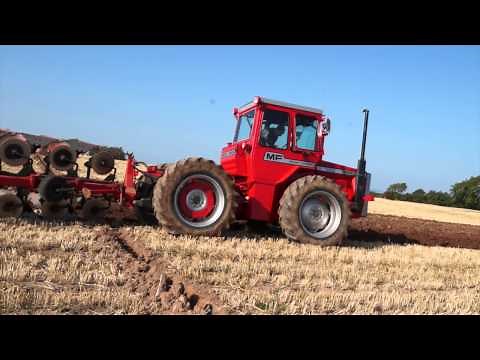Rare 1979 Articulated Massey Ferguson 1250 Ploughing at West Mains.SW Scotland.