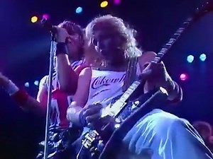 DEF LEPPARD - Billy’s Got A Gun | Rock LadyRock