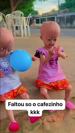 Irmãs gêmeas Elis e Eloá