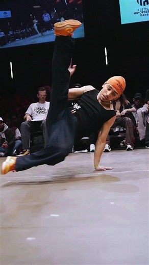 Breaking Dance: Epic Moves and Battles Unleashed