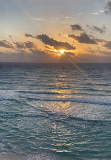 Exploring Cancun: A Tropical Paradise Awaits