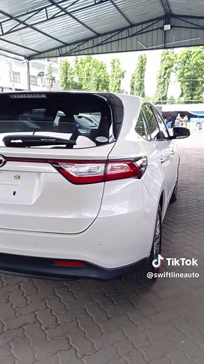 2019 Toyota Harrier Review: Features and Specs Highlights
