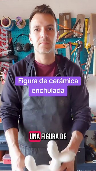 Cómo elevar figuras de cerámica con resina epóxica