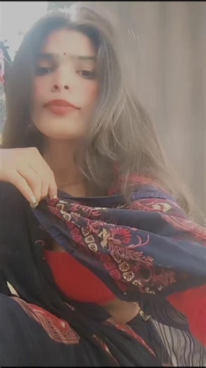 komal on Instagram: "Kala tikaaa 🥺👀✨ . . . #viralreels #foryoupage #trending #exploring post #reeitfeelit explora EXviewd view"